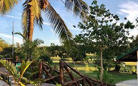 Michaels Homestay - Farm Villa Nr Patar Beach & Bolinao Falls